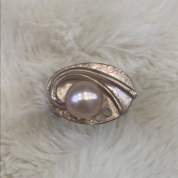 Artisan Jewelry - Pink Pearl Artist Ring